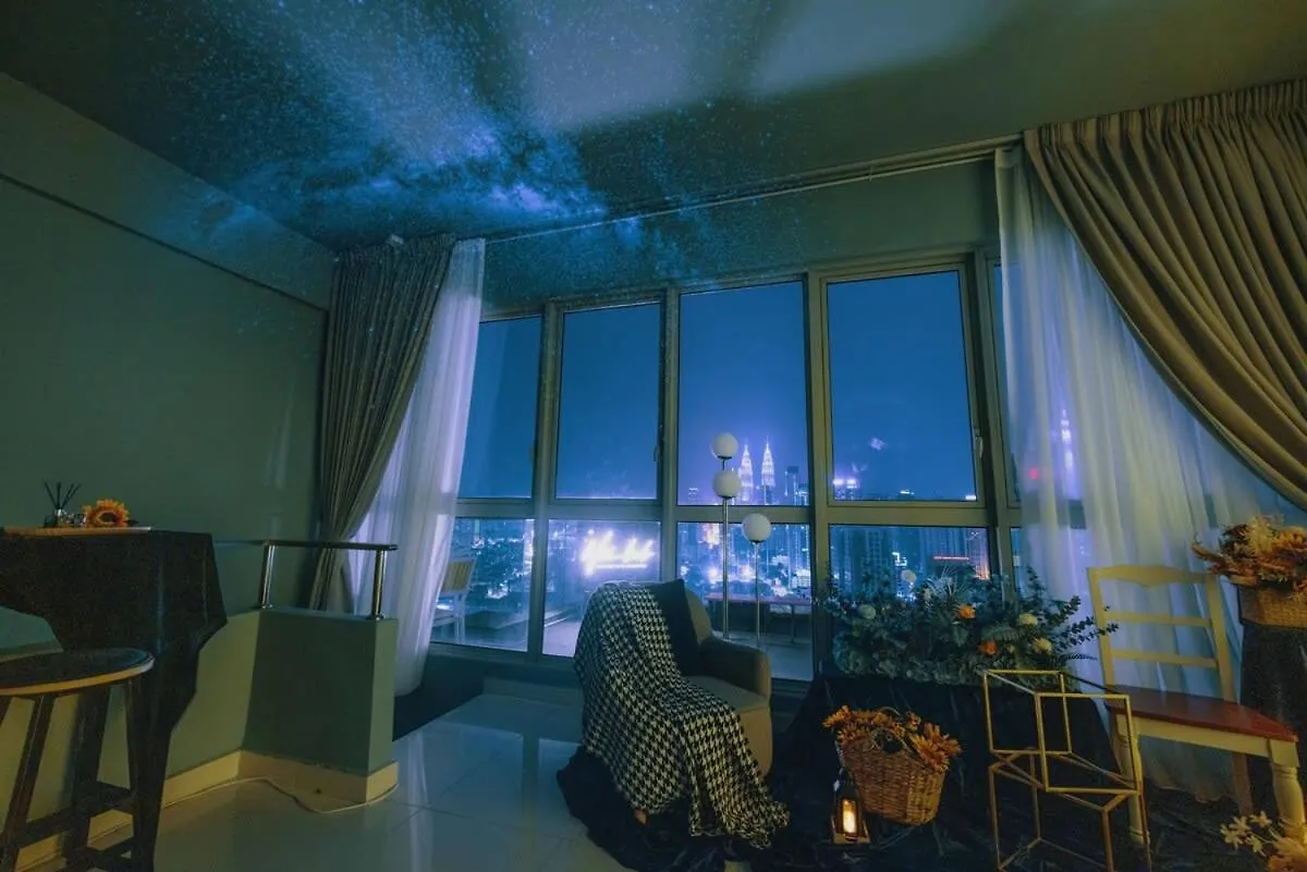 Starry City Starry Night , Paint Kl City With Lights Apartman Kuala Lumpur 0*,